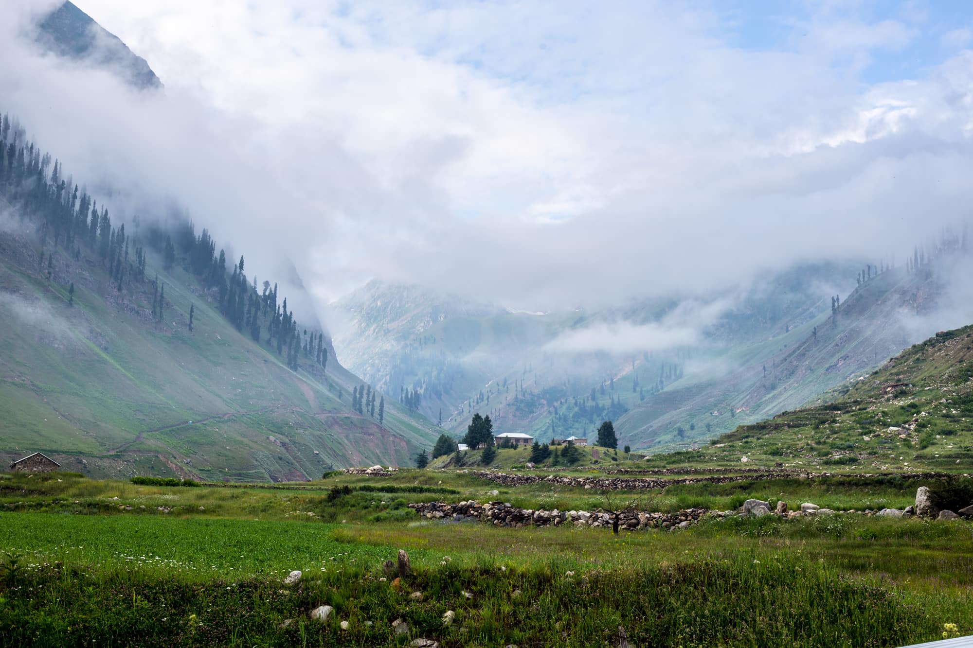 Book Hotels in Pakistan
